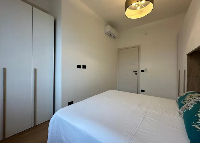 Il Guscio Di Jt * Cogoleto